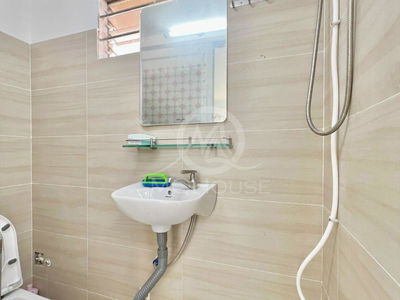 Cach Mang Thang Tam Street, Vietnam Cach Mang Thang Tam Street, Vietnam