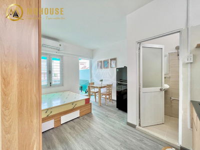 Cach Mang Thang Tam Street, Vietnam Cach Mang Thang Tam Street, Vietnam