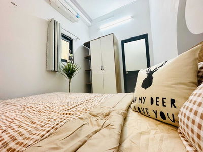 Bui Dinh Tuy Street, Vietnam Bui Dinh Tuy Street, Vietnam