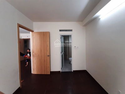 Pham Hung Street, Vietnam Pham Hung Street, Vietnam