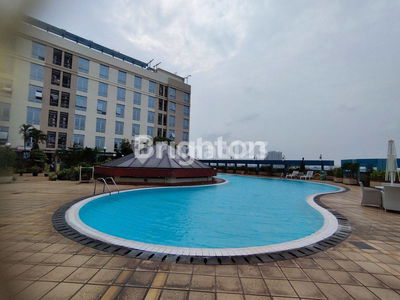 Roxy Sir, Indonesia  Roxy Sir, Indonesia