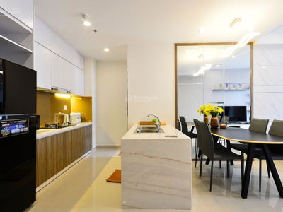 River Gate, Vietnam River Gate, Vietnam