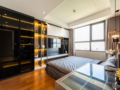 The Nine, Vietnam The Nine, Vietnam