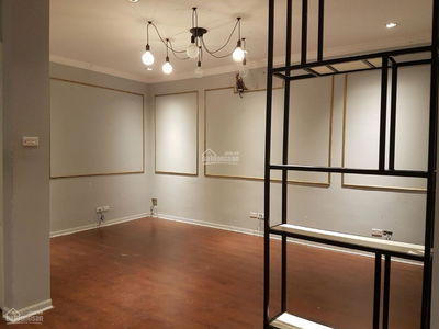 Trung Hoa Nhan Chinh, Vietnam Trung Hoa Nhan Chinh, Vietnam