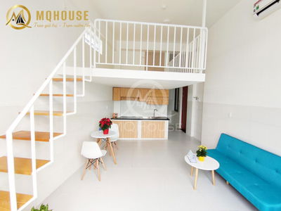 Lac Long Quan Street, Vietnam Lac Long Quan Street, Vietnam