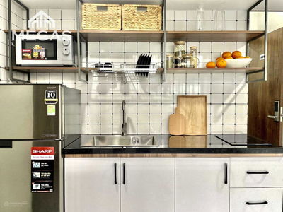 Nun Huynh Lien Street, Vietnam Nun Huynh Lien Street, Vietnam