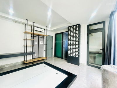 Nguyen Oanh Street, Vietnam Nguyen Oanh Street, Vietnam