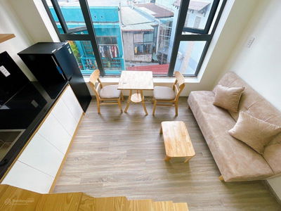 Lac Long Quan Street, Vietnam Lac Long Quan Street, Vietnam