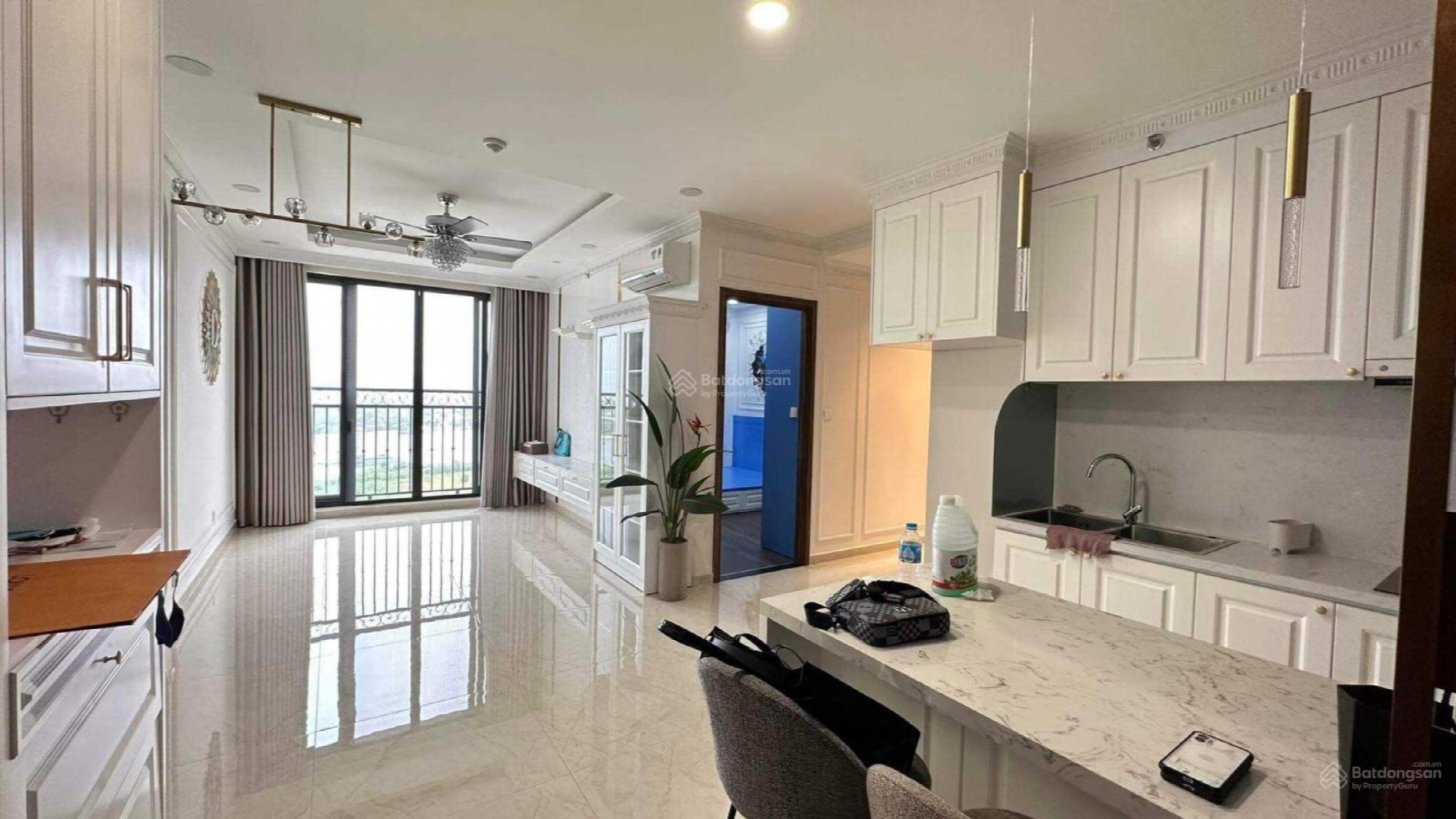 ST Moritz Pham Van Dong