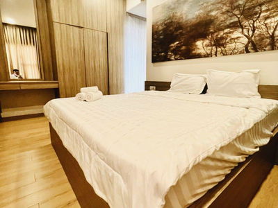 Sunrise City, Vietnam  Sunrise City, Vietnam