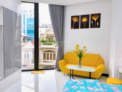 Vu Huy Tan Street, Vietnam  Vu Huy Tan Street, Vietnam