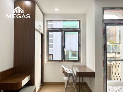 Nguyen Dinh Chinh Street, Vietnam Nguyen Dinh Chinh Street, Vietnam