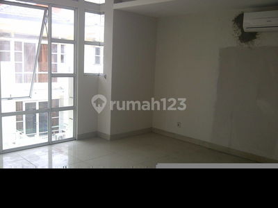 Жилье в Jakarta, Indonesia  Жилье в Jakarta, Indonesia