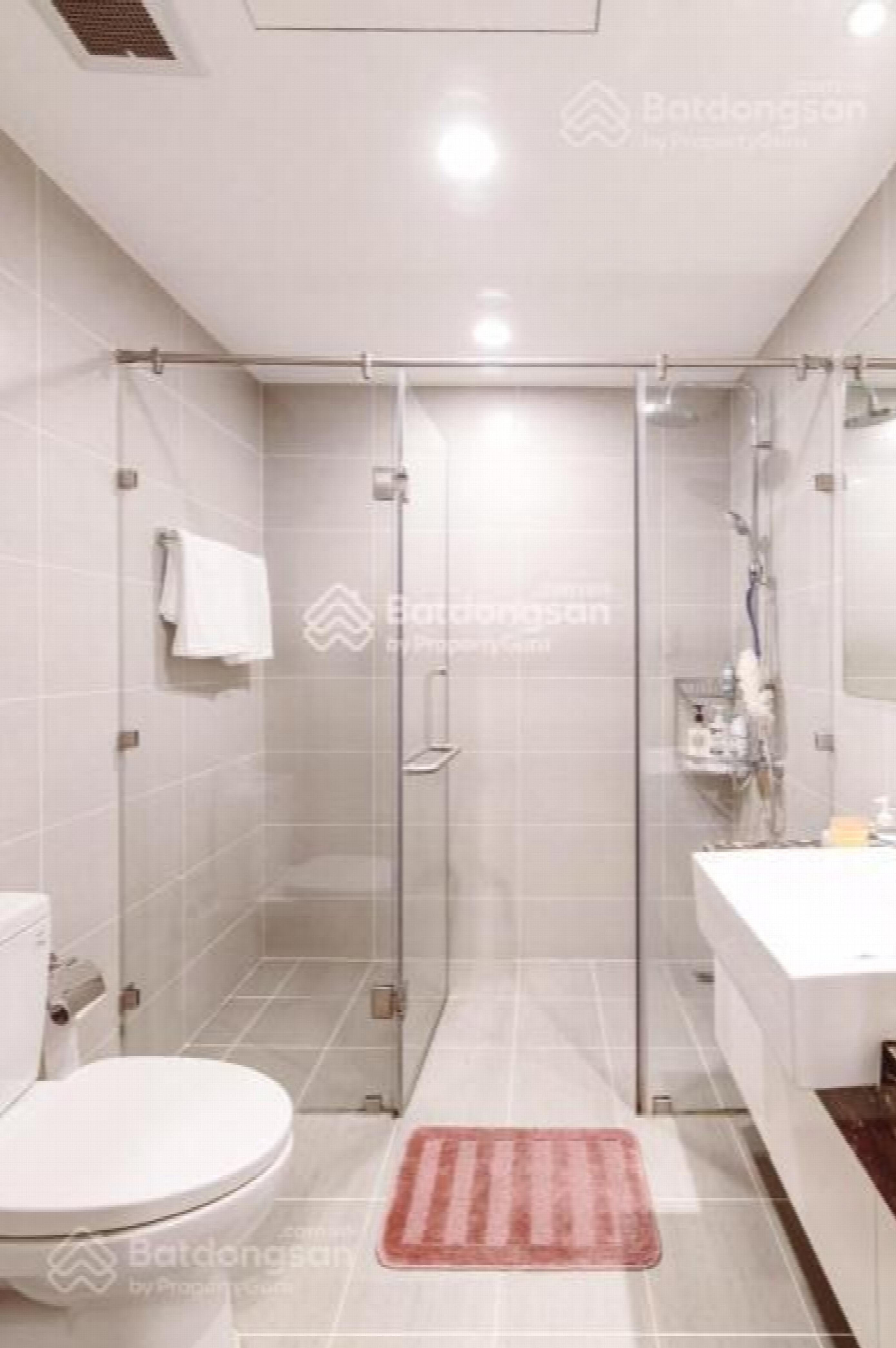 The Tresor, Vietnam The Tresor, Vietnam