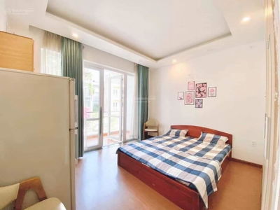 Cao Duc Lan Street, Vietnam Cao Duc Lan Street, Vietnam