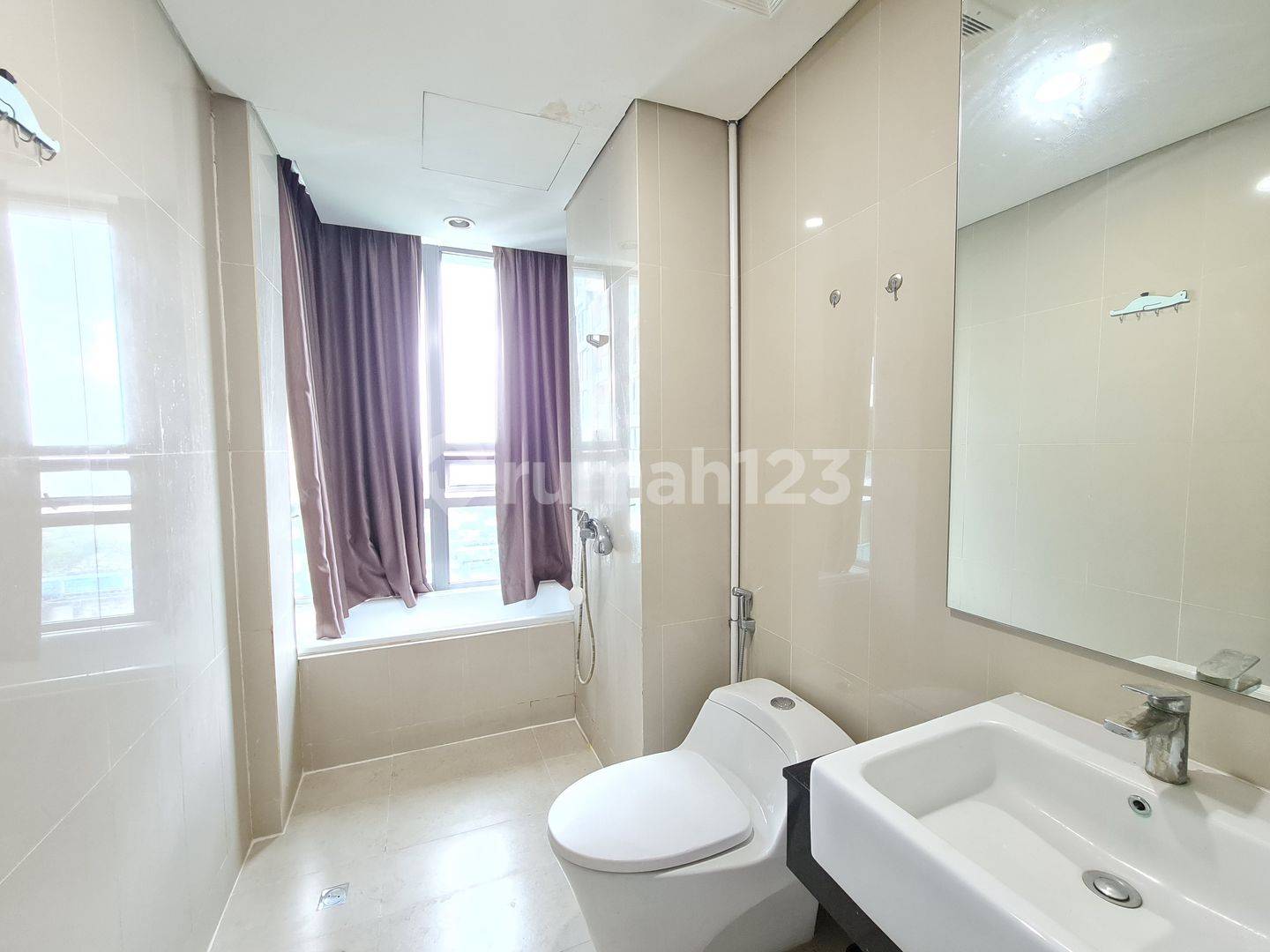 St. Moritz - New Ambassador Tower, Indonesia St. Moritz - New Ambassador Tower, Indonesia