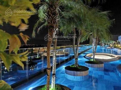 River Panorama, Vietnam River Panorama, Vietnam