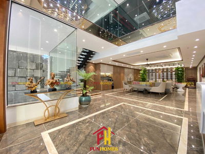 Hong Tien Street, Vietnam Hong Tien Street, Vietnam