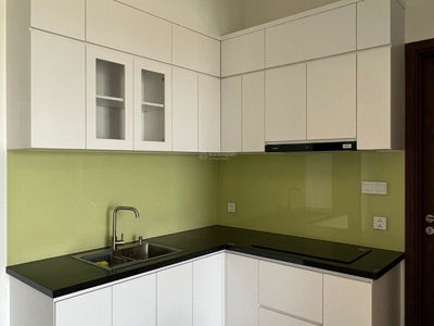 Swan Bay, Vietnam Swan Bay, Vietnam