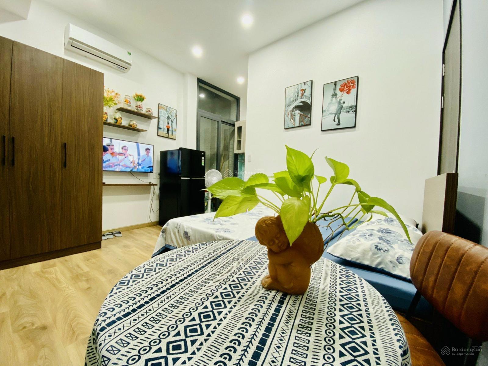 Huynh Van Banh Street, Vietnam Huynh Van Banh Street, Vietnam