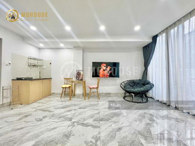 Chu Van An Street, Vietnam Chu Van An Street, Vietnam