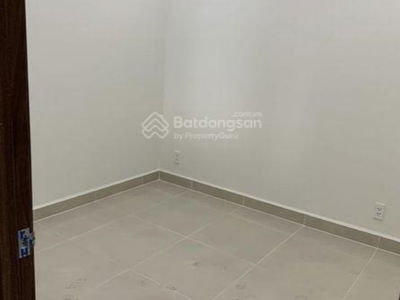 Topaz Elite, Vietnam  Topaz Elite, Vietnam