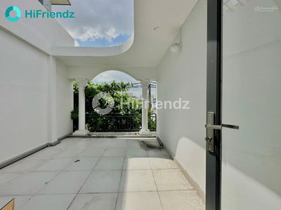 Bui Dinh Tuy Street, Vietnam Bui Dinh Tuy Street, Vietnam