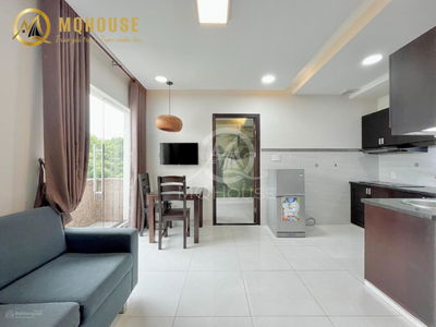 Bach Dang Street, Vietnam Bach Dang Street, Vietnam