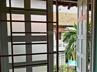 Co Bac Street, Vietnam  Co Bac Street, Vietnam