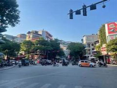 Tran Dai Nghia Street, Vietnam Tran Dai Nghia Street, Vietnam