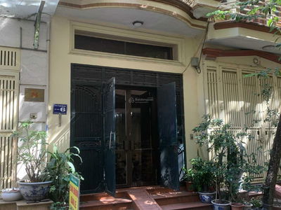 Hoang Ngoc Phach Street, Vietnam Hoang Ngoc Phach Street, Vietnam