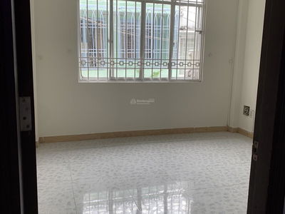 Van Kiep Street, Vietnam  Van Kiep Street, Vietnam