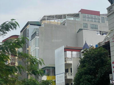 Hoang Cau Street Hoang Cau Street