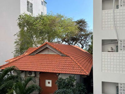 Ton Dan Street, Vietnam Ton Dan Street, Vietnam