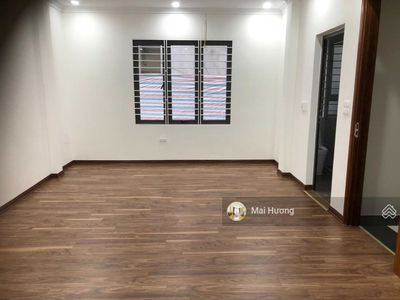 Ngoc Ha Street, Vietnam Ngoc Ha Street, Vietnam