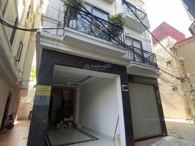 Bat Khoi Street, Vietnam Bat Khoi Street, Vietnam