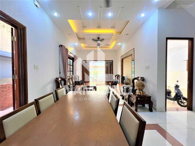 Tran Nao Street, Vietnam Tran Nao Street, Vietnam