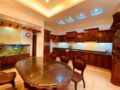 Nguyen Van Huong Street, Vietnam Nguyen Van Huong Street, Vietnam