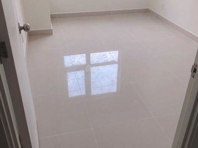 Topaz Elite, Vietnam Topaz Elite, Vietnam