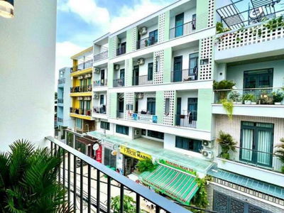 Duong Quang Ham Street, Vietnam Duong Quang Ham Street, Vietnam