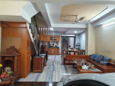 Lien Phuong Street, Vietnam Lien Phuong Street, Vietnam