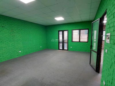 Dong Bat Street, Vietnam Dong Bat Street, Vietnam