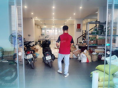 38Q, Vietnam 38Q, Vietnam