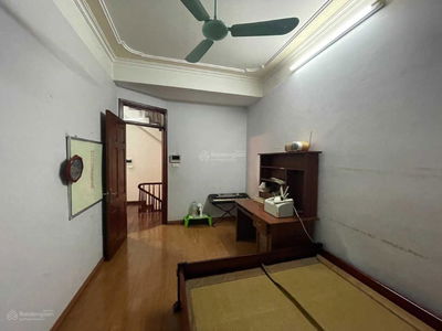 Bach Dang Street, Vietnam Bach Dang Street, Vietnam