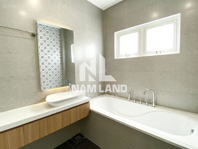 Nguyen Van Huong Street, Vietnam Nguyen Van Huong Street, Vietnam