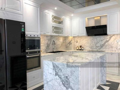 Nguyen Hong Street, Vietnam Nguyen Hong Street, Vietnam