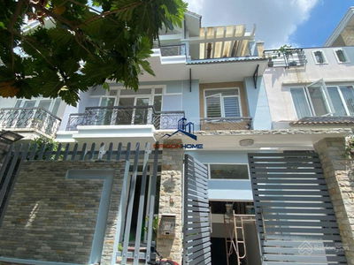 Nguyen Quy Canh Street, Vietnam  Nguyen Quy Canh Street, Vietnam