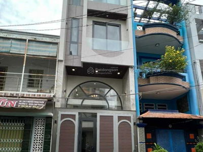 Nguyen Trong Tuyen Street, Vietnam Nguyen Trong Tuyen Street, Vietnam