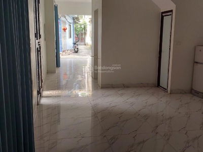 Bat Khoi Street, Vietnam  Bat Khoi Street, Vietnam