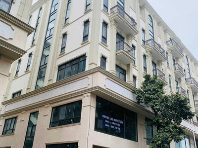 Him Lam Van Phuc, Vietnam Him Lam Van Phuc, Vietnam